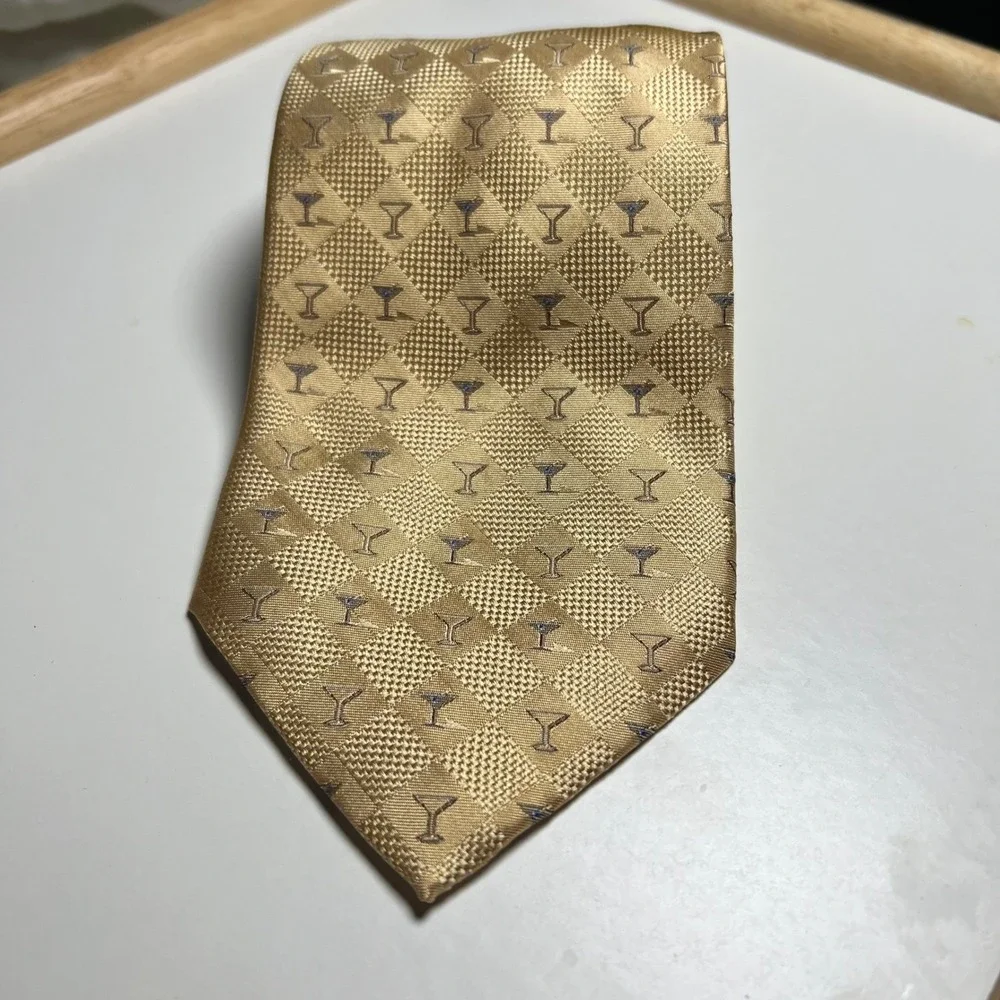 Tommy Bahama Mens Necktie Martini Glass Silk Gold One Size